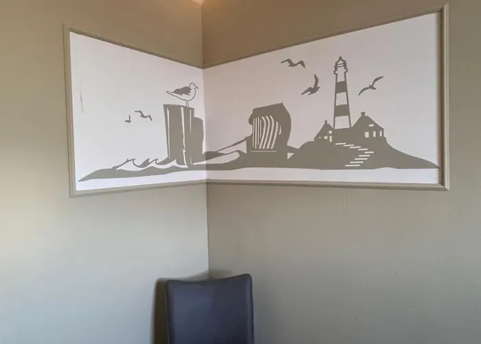 No22.holiday * Glowe